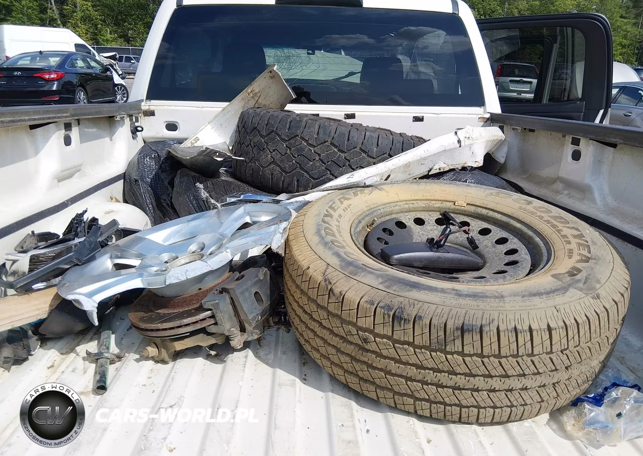 2014 Chevrolet Silverado 1500 1Lt VIN:3GCPCRECXEG383199 - 12