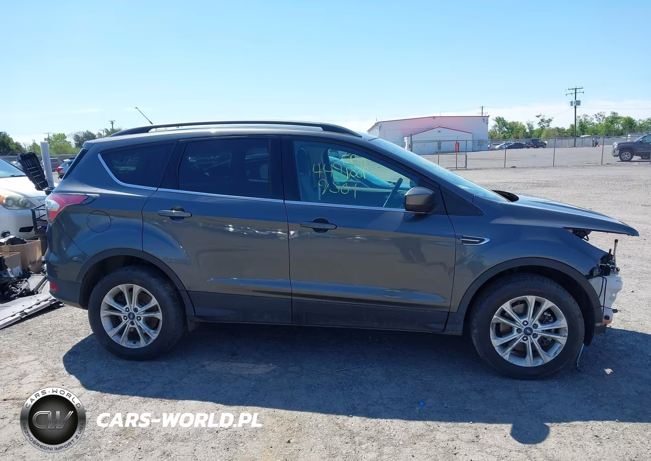 2017 Ford Escape Se VIN:1FMCU9GD1HUA10437 - 14