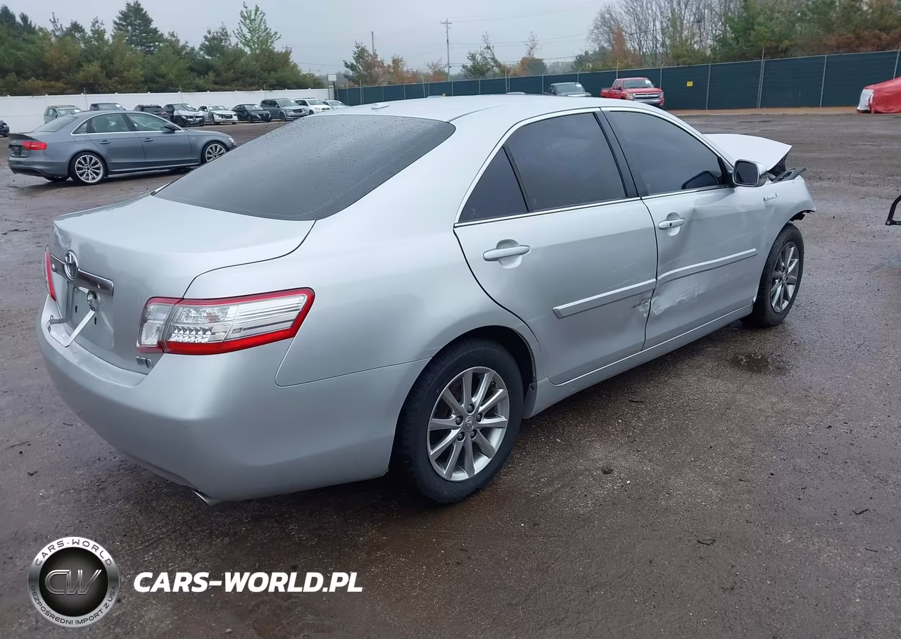 2011 Toyota Camry Hybrid VIN:4T1BB3EK7BU141136 - 4
