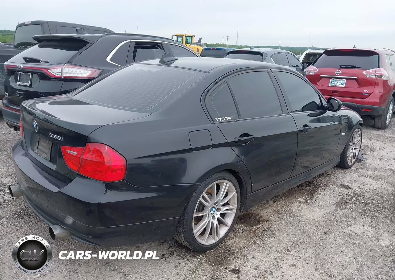 2010 BMW 335I VIN:WBAPM7G5XANL89406 - 4