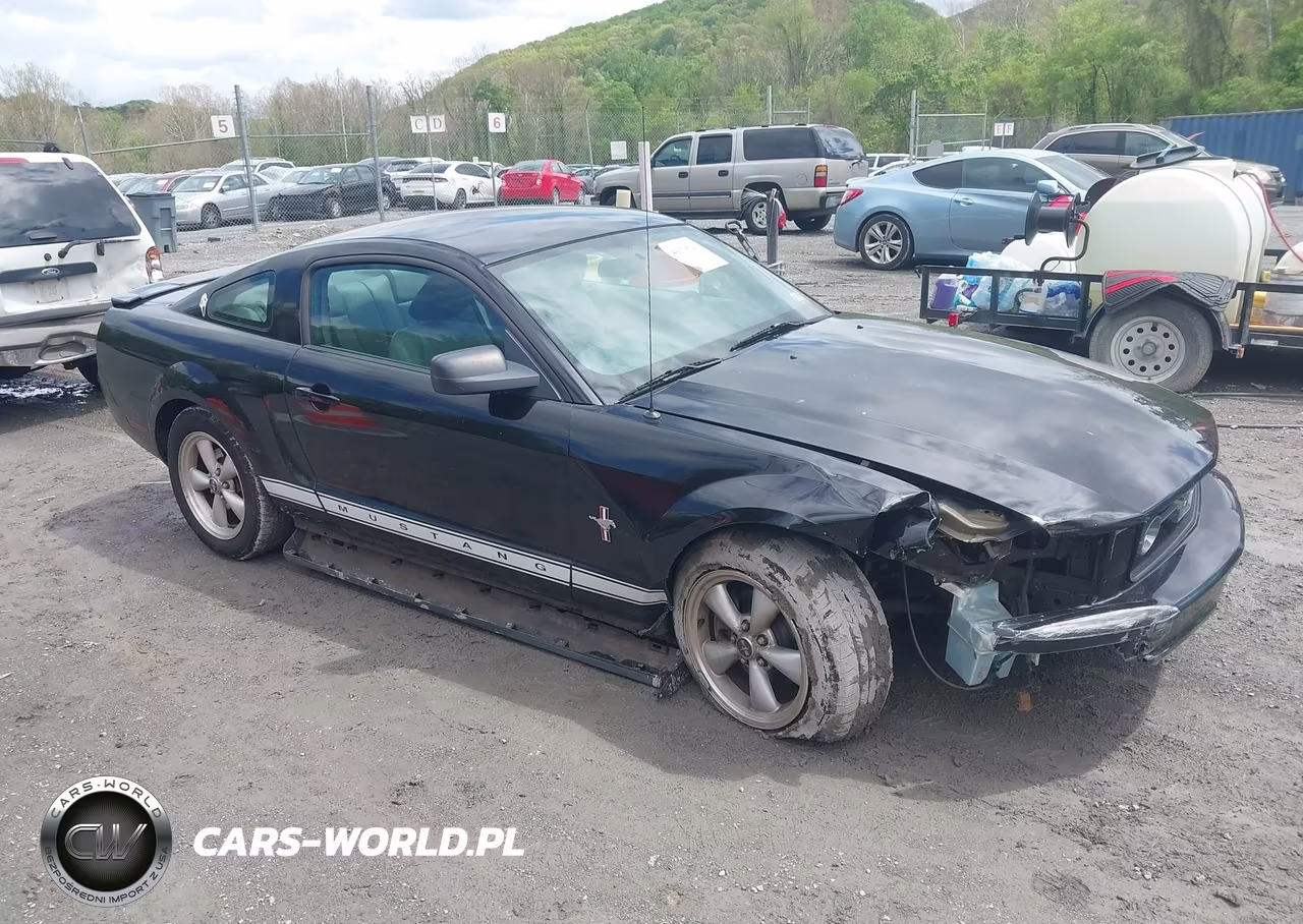 2007 Ford Mustang V6 Deluxe-V6 Premium