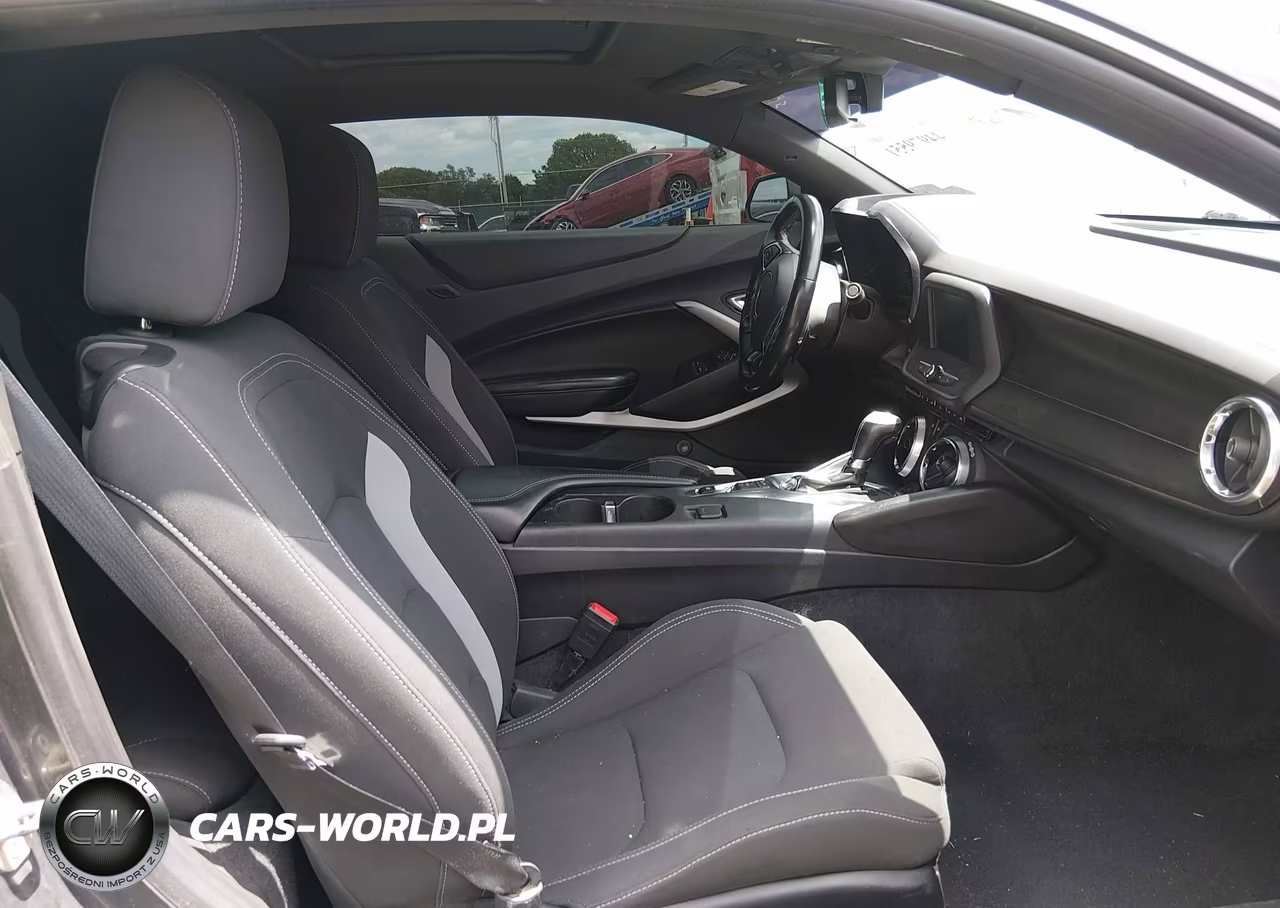 2018 Chevrolet Camaro 1Lt VIN:1G1FB1RS9J0125345 - 5