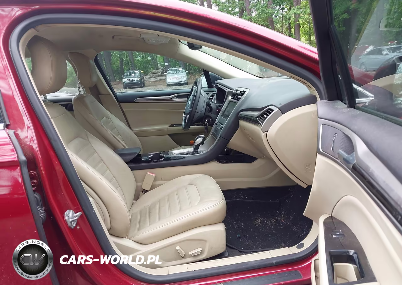 2014 Ford Fusion Energi Se Luxury VIN:3FA6P0PU7ER371068 - 5