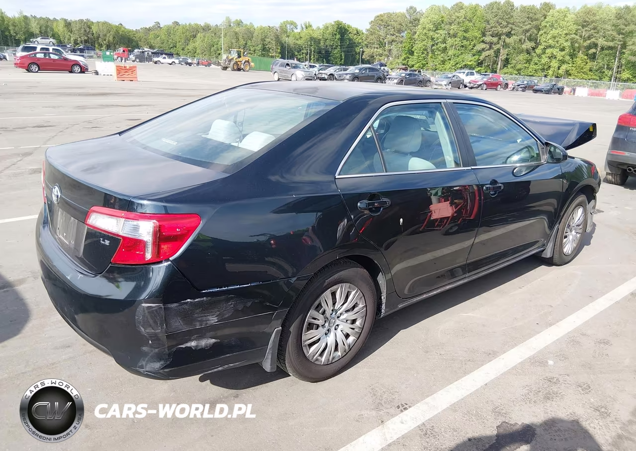 2013 Toyota Camry Le VIN:4T1BF1FK2DU694660 - 4