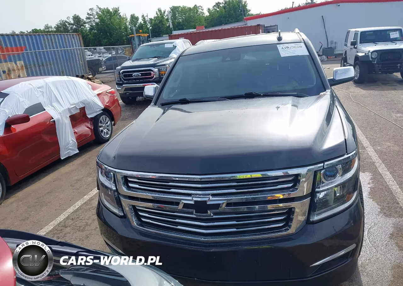 2018 Chevrolet Tahoe Premier VIN:1GNSCCKCXJR166085 - 13