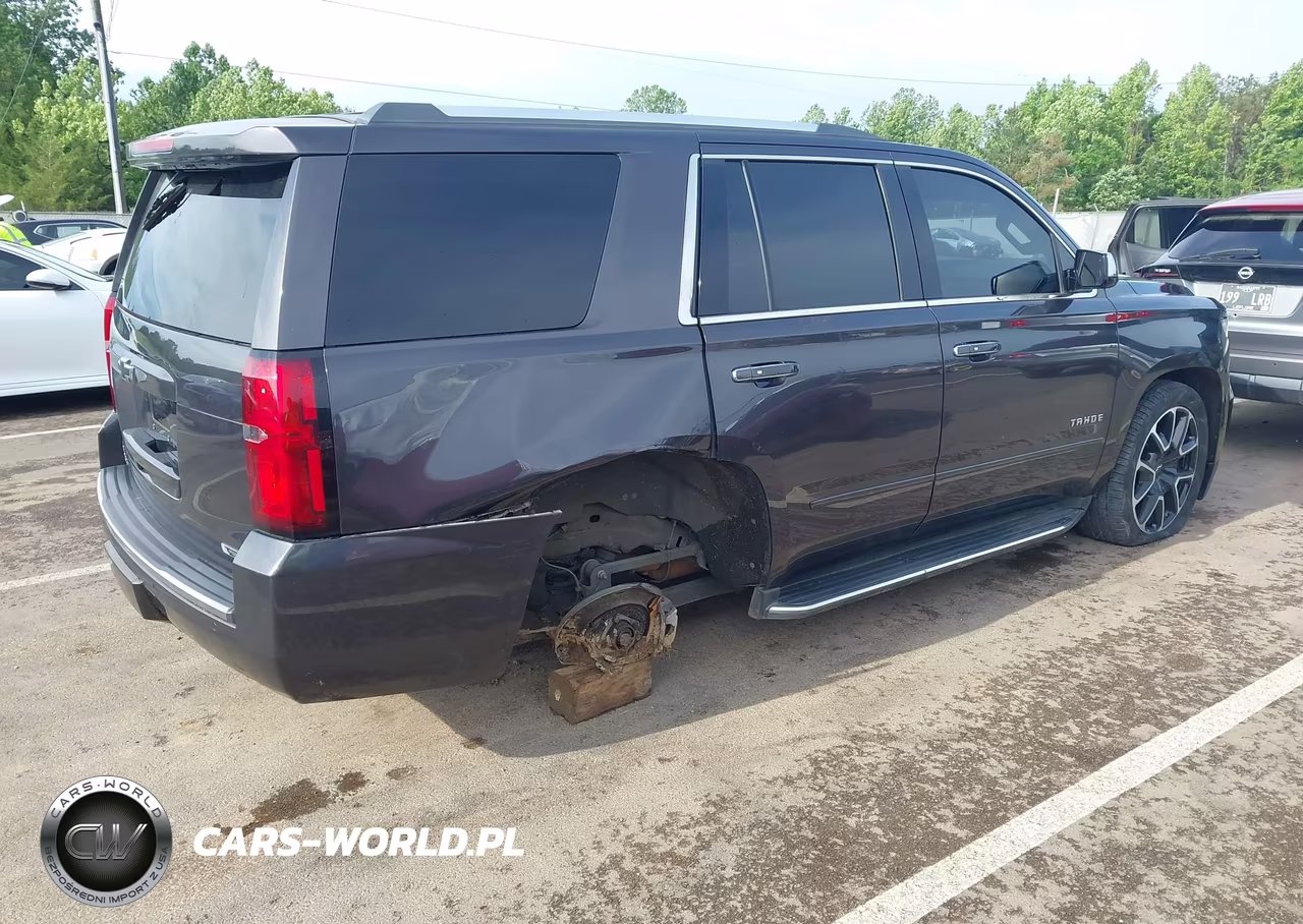 2018 Chevrolet Tahoe Premier VIN:1GNSCCKCXJR166085 - 4
