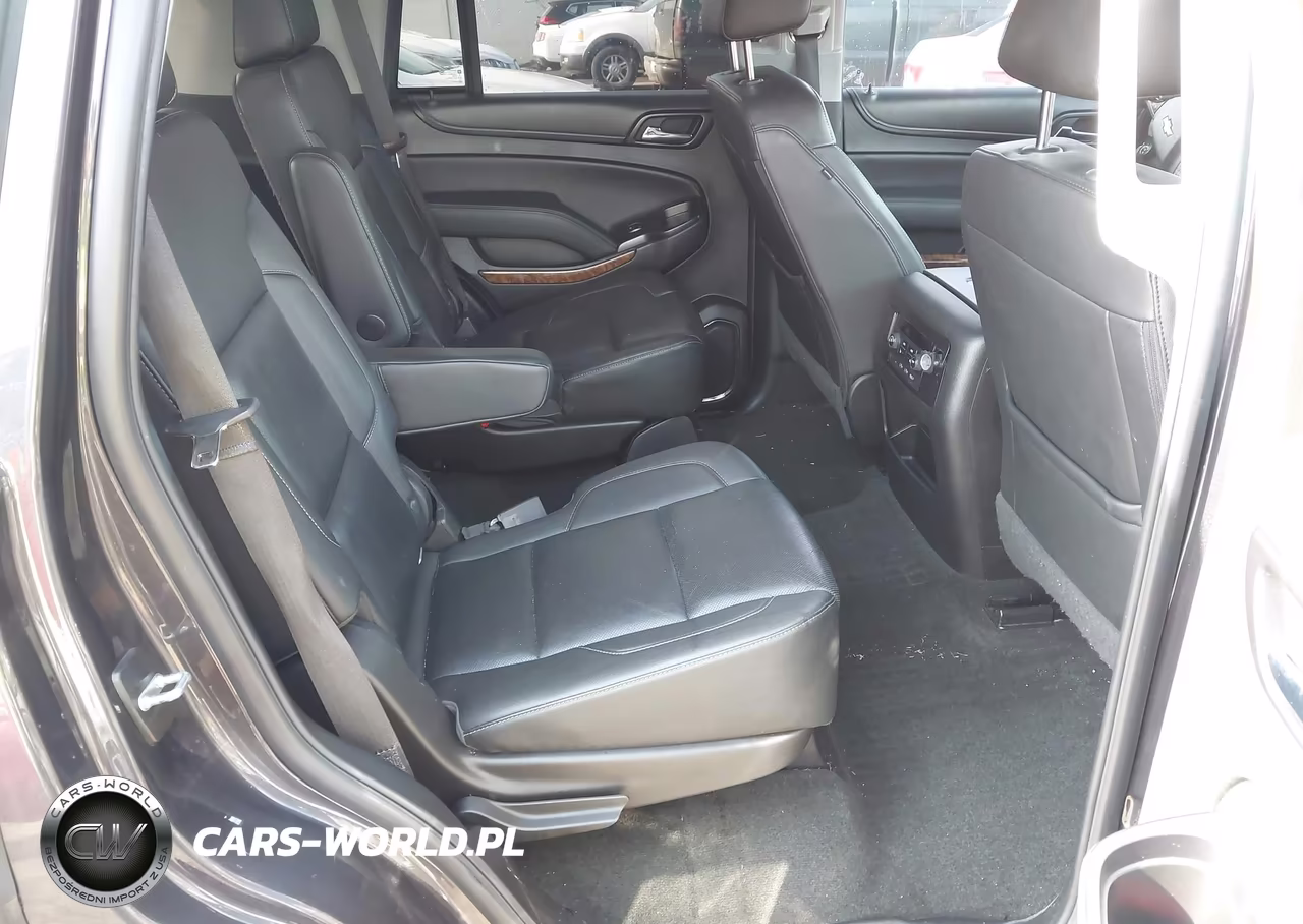 2018 Chevrolet Tahoe Premier VIN:1GNSCCKCXJR166085 - 8