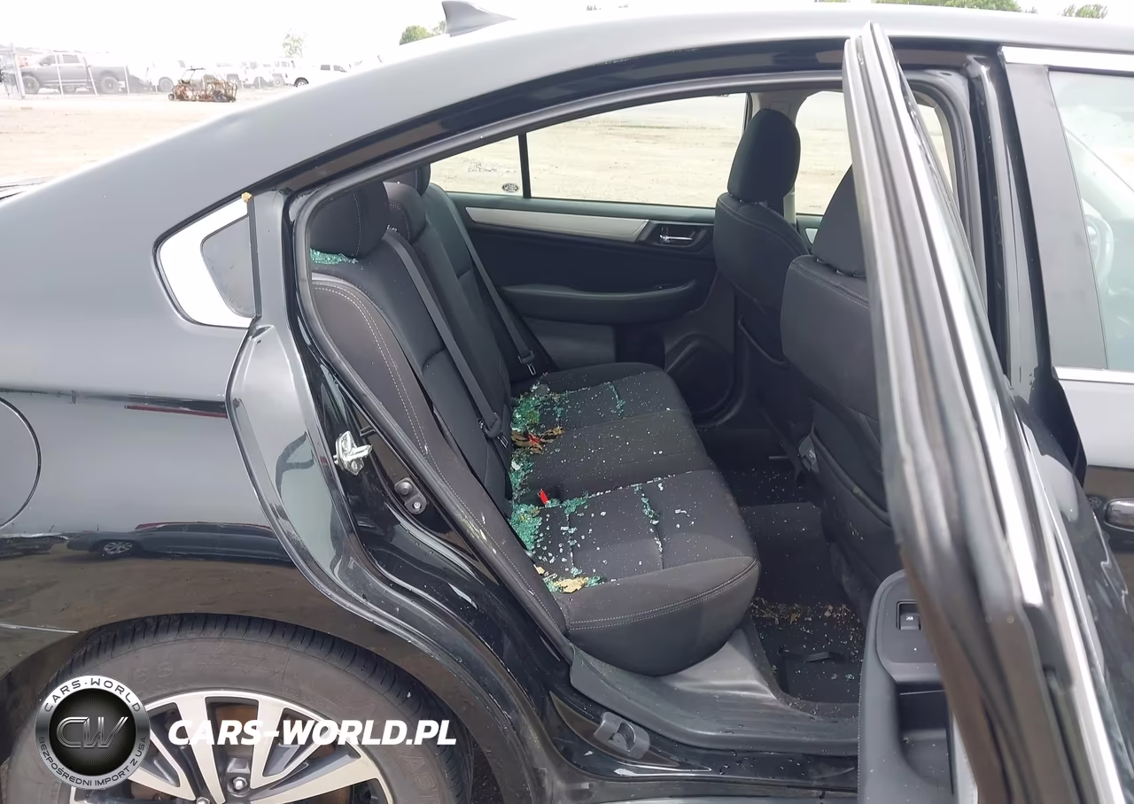 2018 Subaru Legacy 2.5I Premium VIN:4S3BNAF66J3024265 - 8