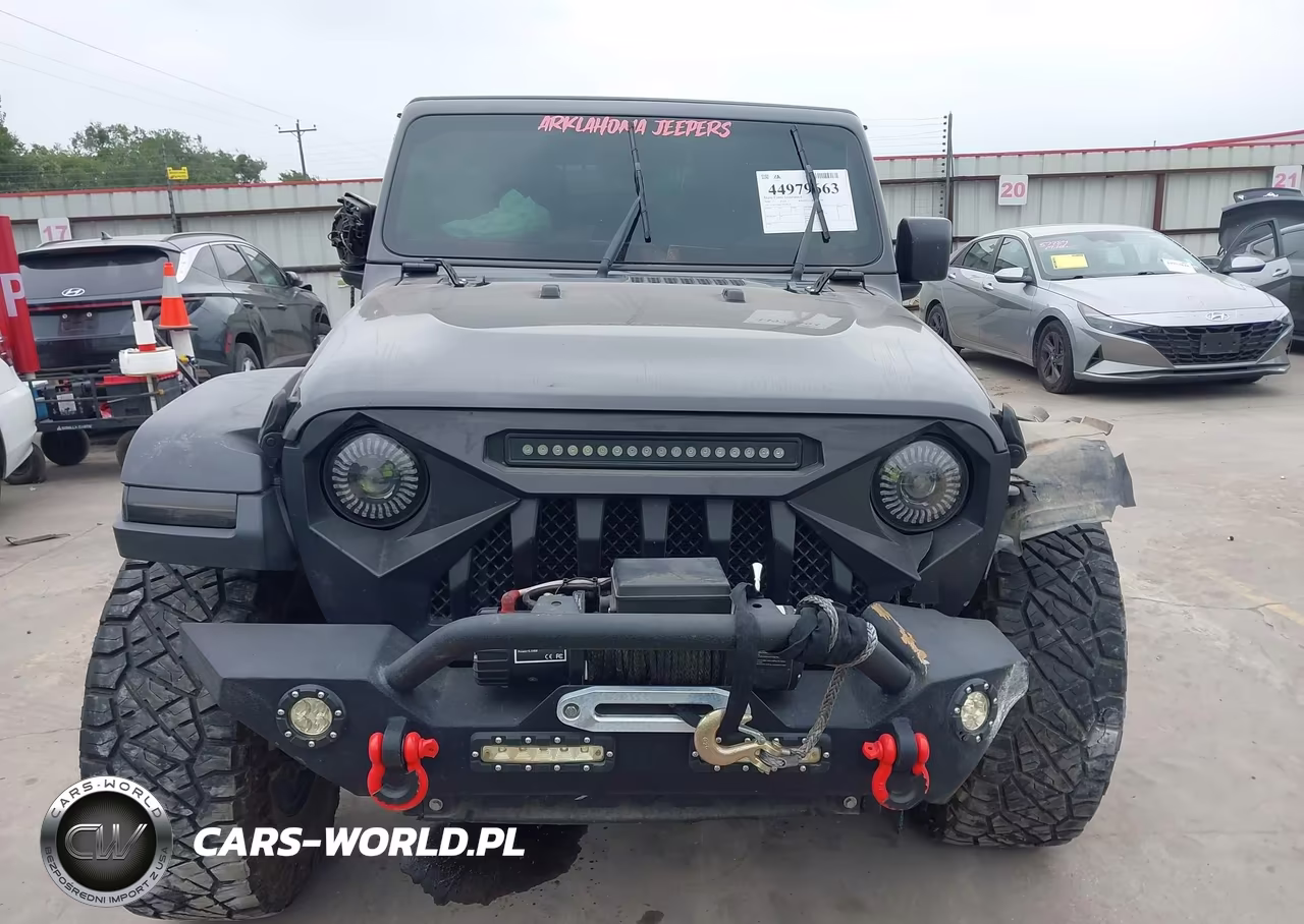2020 Jeep Wrangler Unlimited Willys 4X4 VIN:1C4HJXDG3LW169639 - 12
