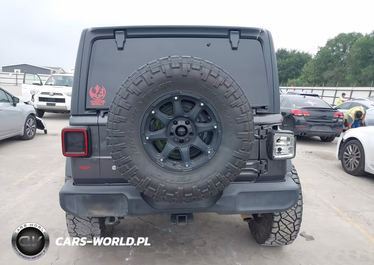 2020 Jeep Wrangler Unlimited Willys 4X4 VIN:1C4HJXDG3LW169639 - 16