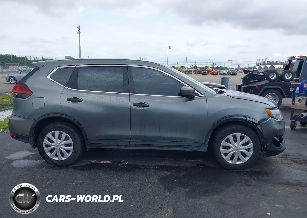 2018 Nissan Rogue S VIN:5N1AT2MT3JC768725 - 13