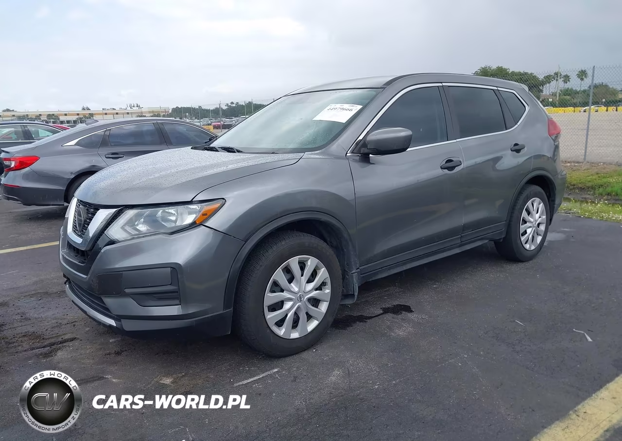 2018 Nissan Rogue S VIN:5N1AT2MT3JC768725 - 2