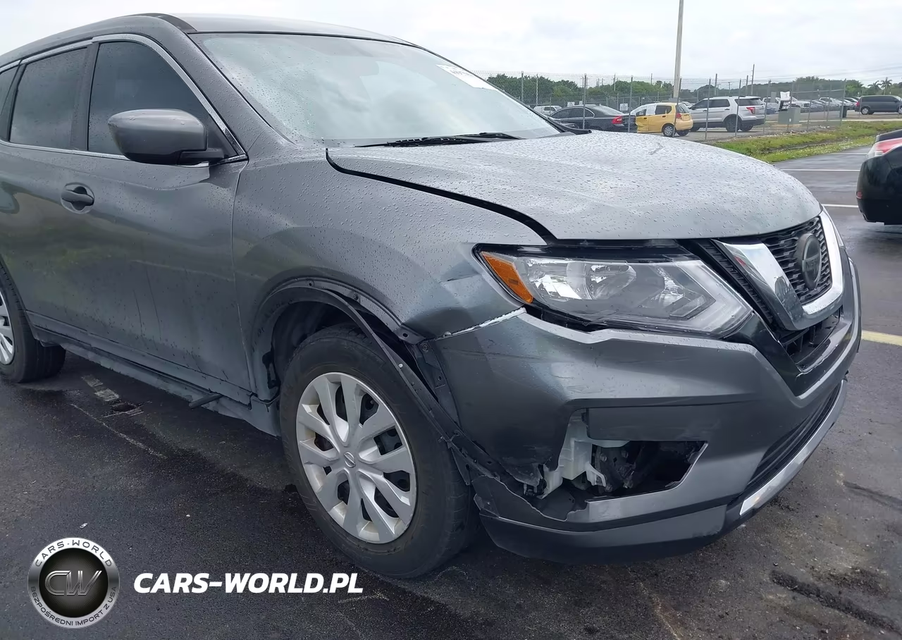 2018 Nissan Rogue S VIN:5N1AT2MT3JC768725 - 6