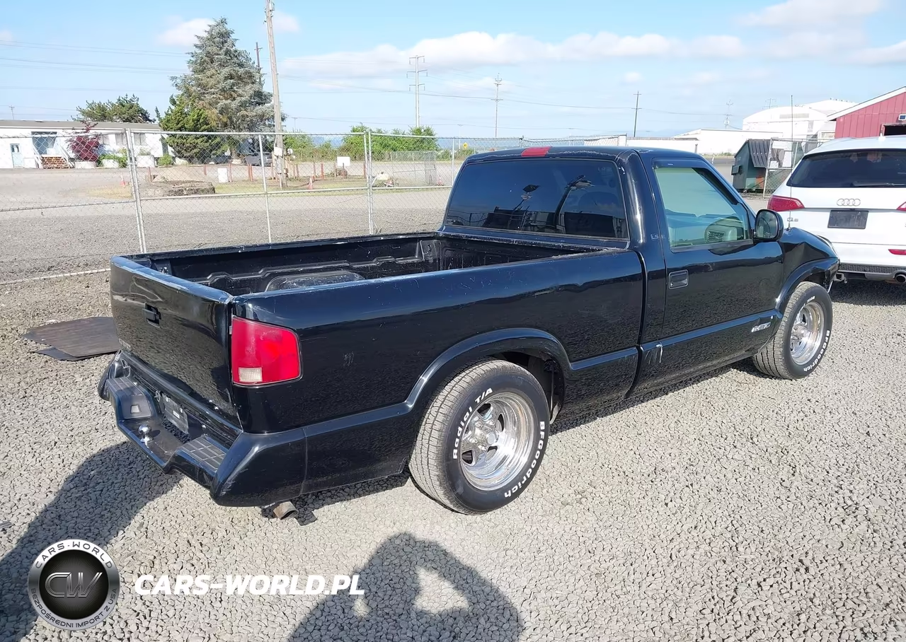 1997 Chevrolet S-10 Ls Fleetside VIN:1GCCS14X8V8126104 - 4