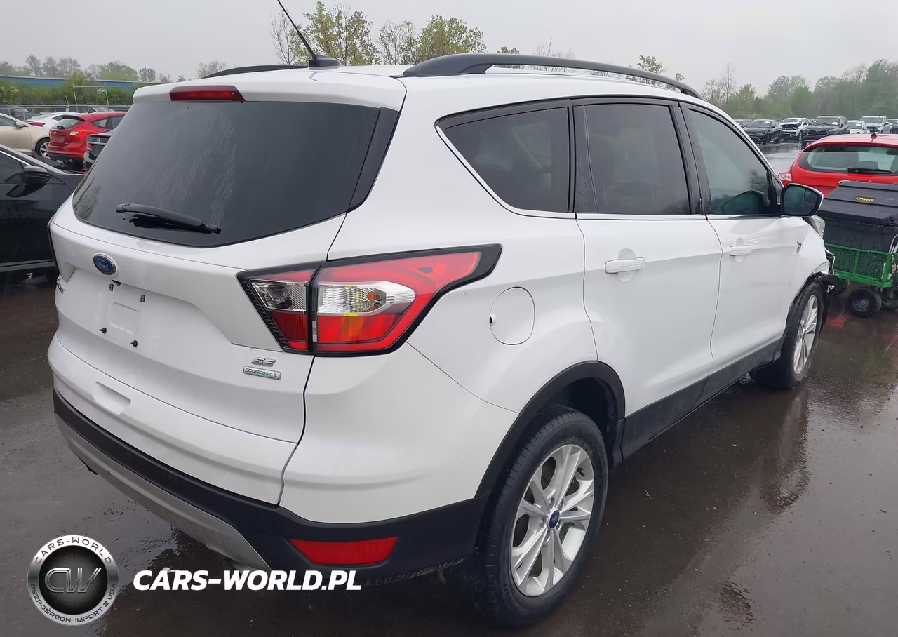 2018 Ford Escape Se VIN:1FMCU0GD5JUA75969 - 4