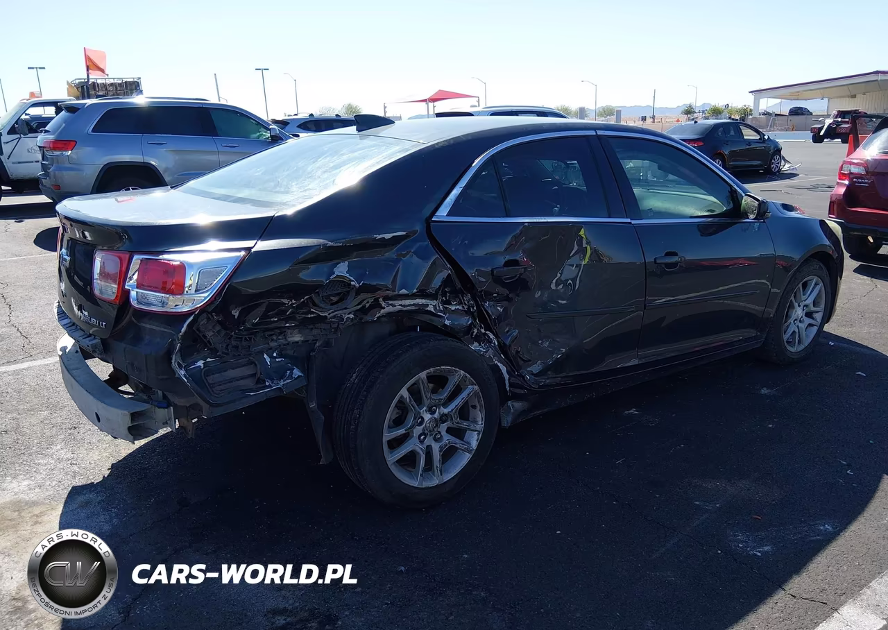 2015 Chevrolet Malibu 1Lt VIN:1G11C5SL4FF286143 - 4