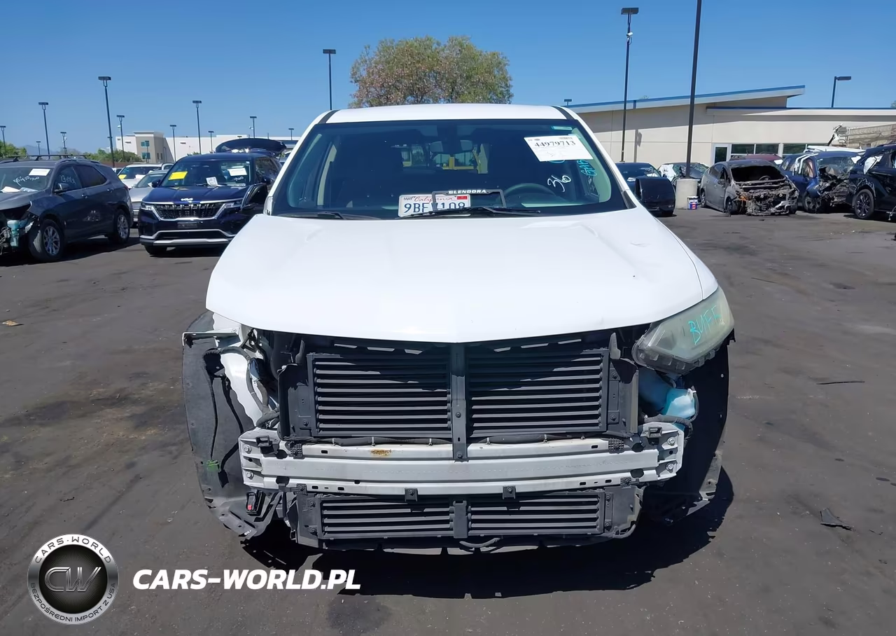 2018 Chevrolet Traverse Ls VIN:1GNERFKW9JJ256740 - 13