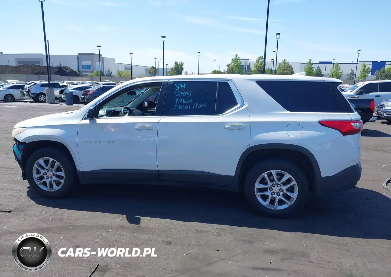 2018 Chevrolet Traverse Ls VIN:1GNERFKW9JJ256740 - 15