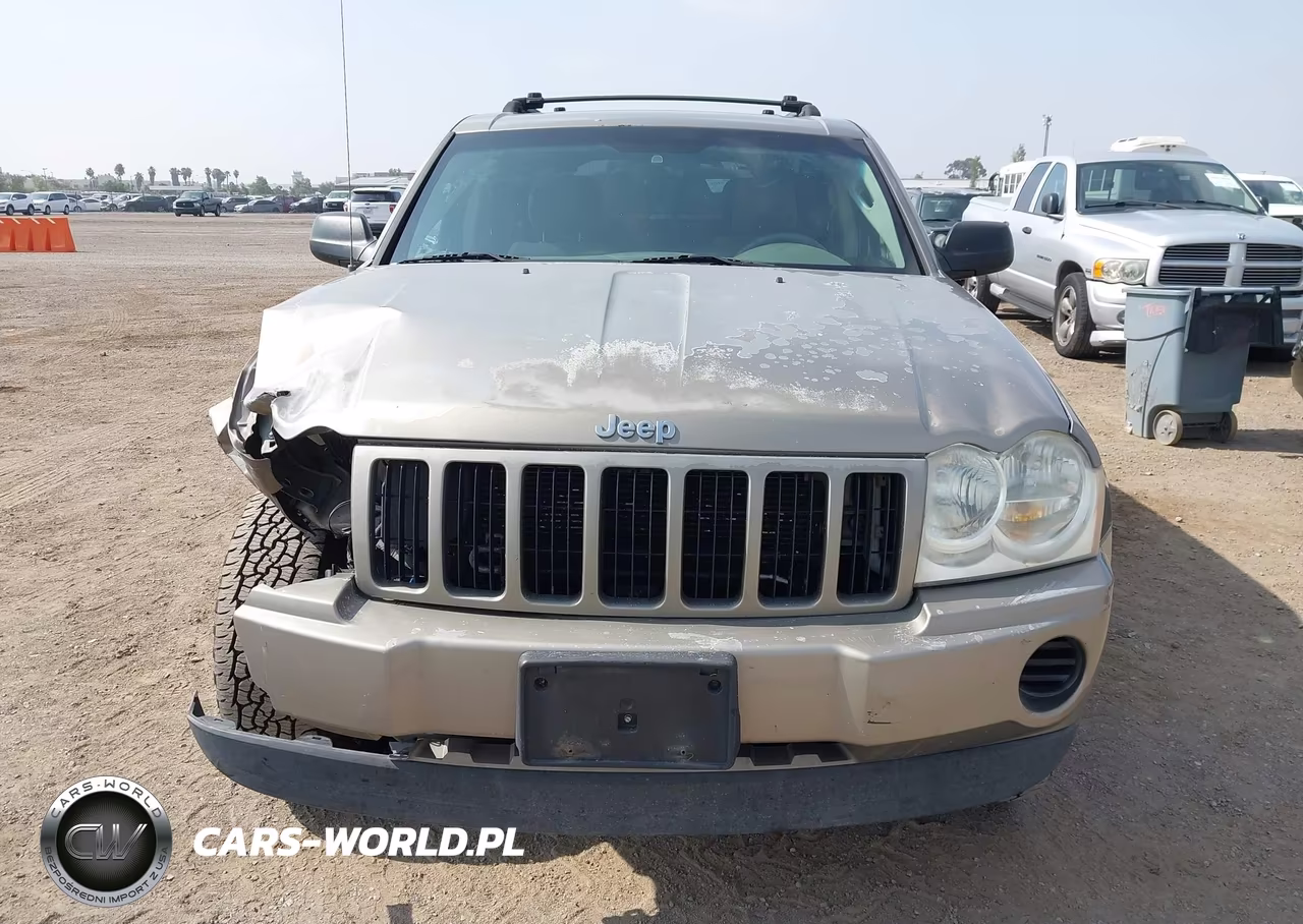 2005 Jeep Grand Cherokee Laredo VIN:1J4GR48K25C725830 - 12