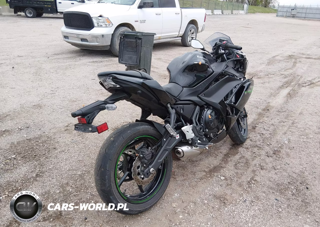 2025 Kawasaki Ex650 R VIN:ML5EXER14SDAF9454 - 4