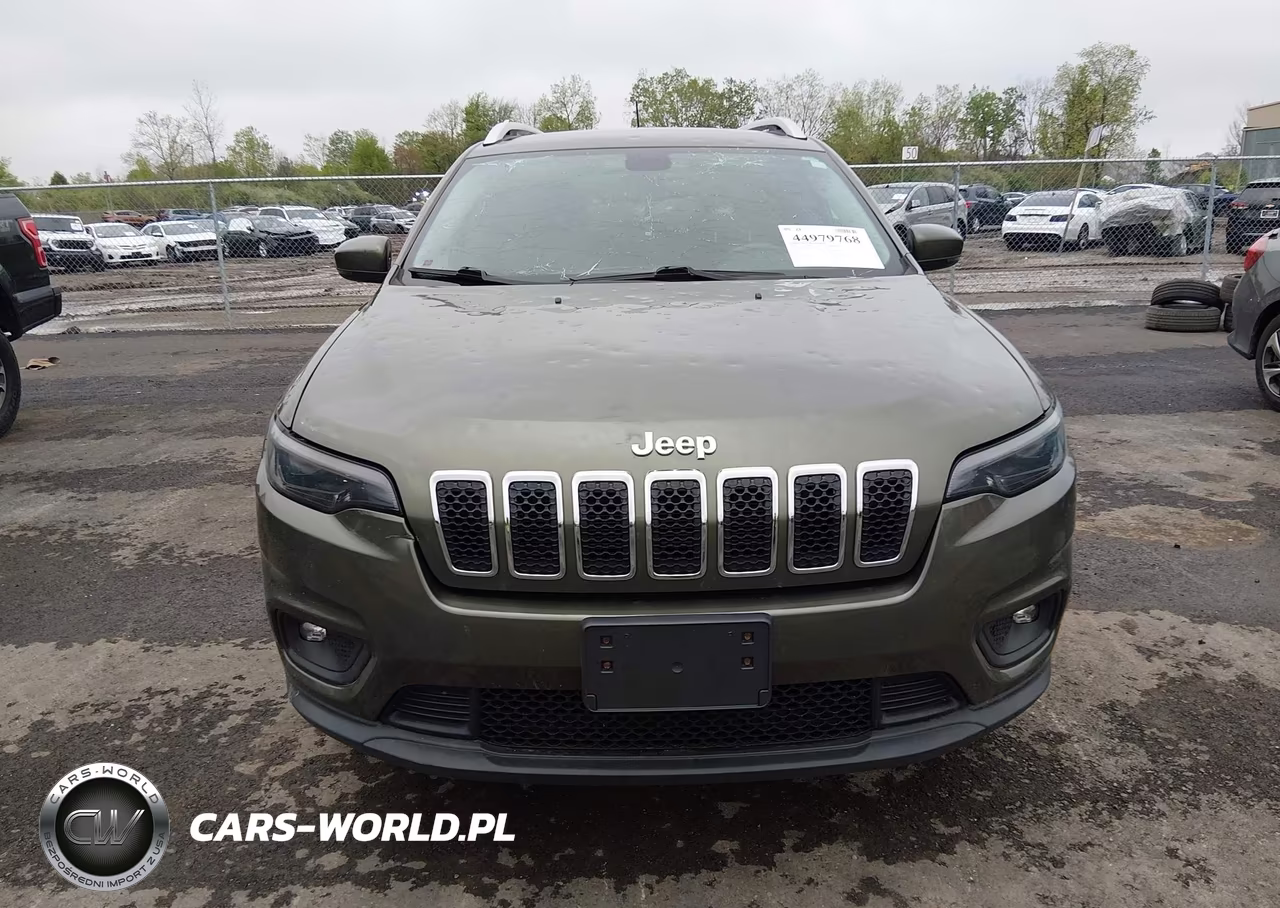 2019 Jeep Cherokee Latitude Plus 4X4 VIN:1C4PJMLB6KD378657 - 12