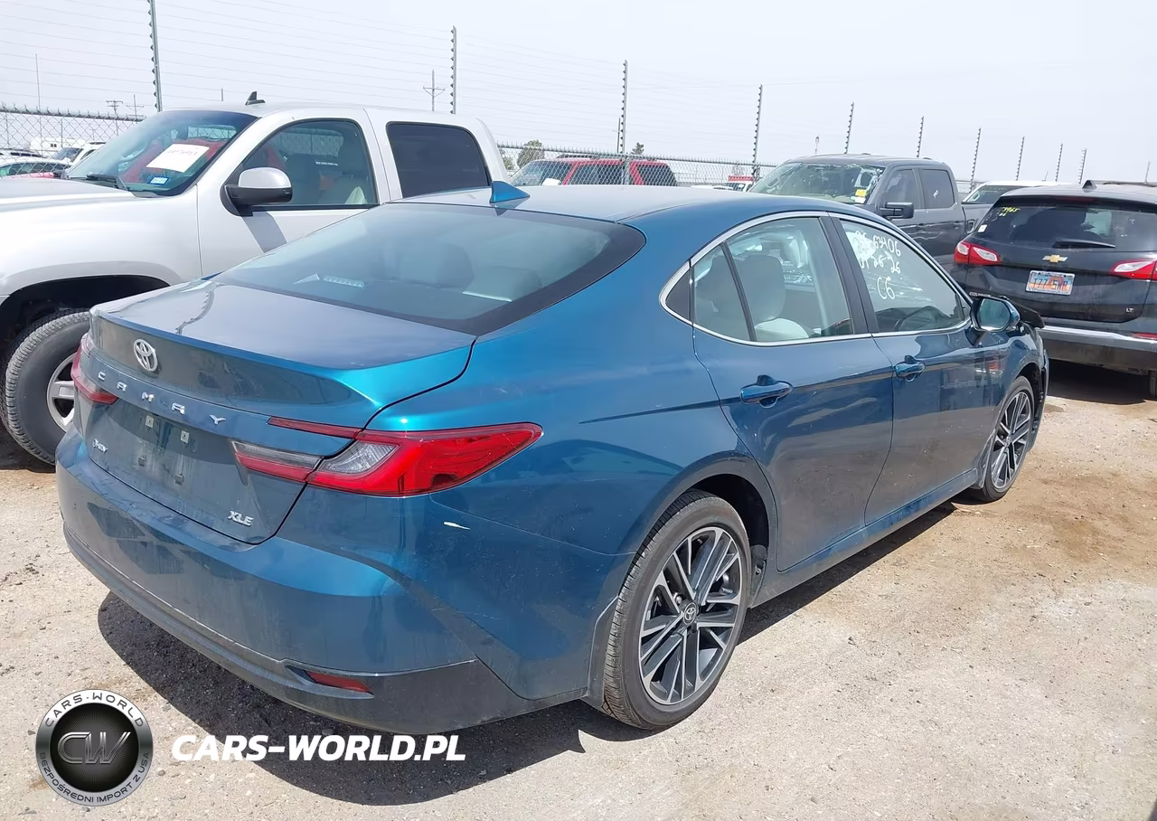 2026 Toyota Camry Xle VIN:4T1DAACK7TU232590 - 4