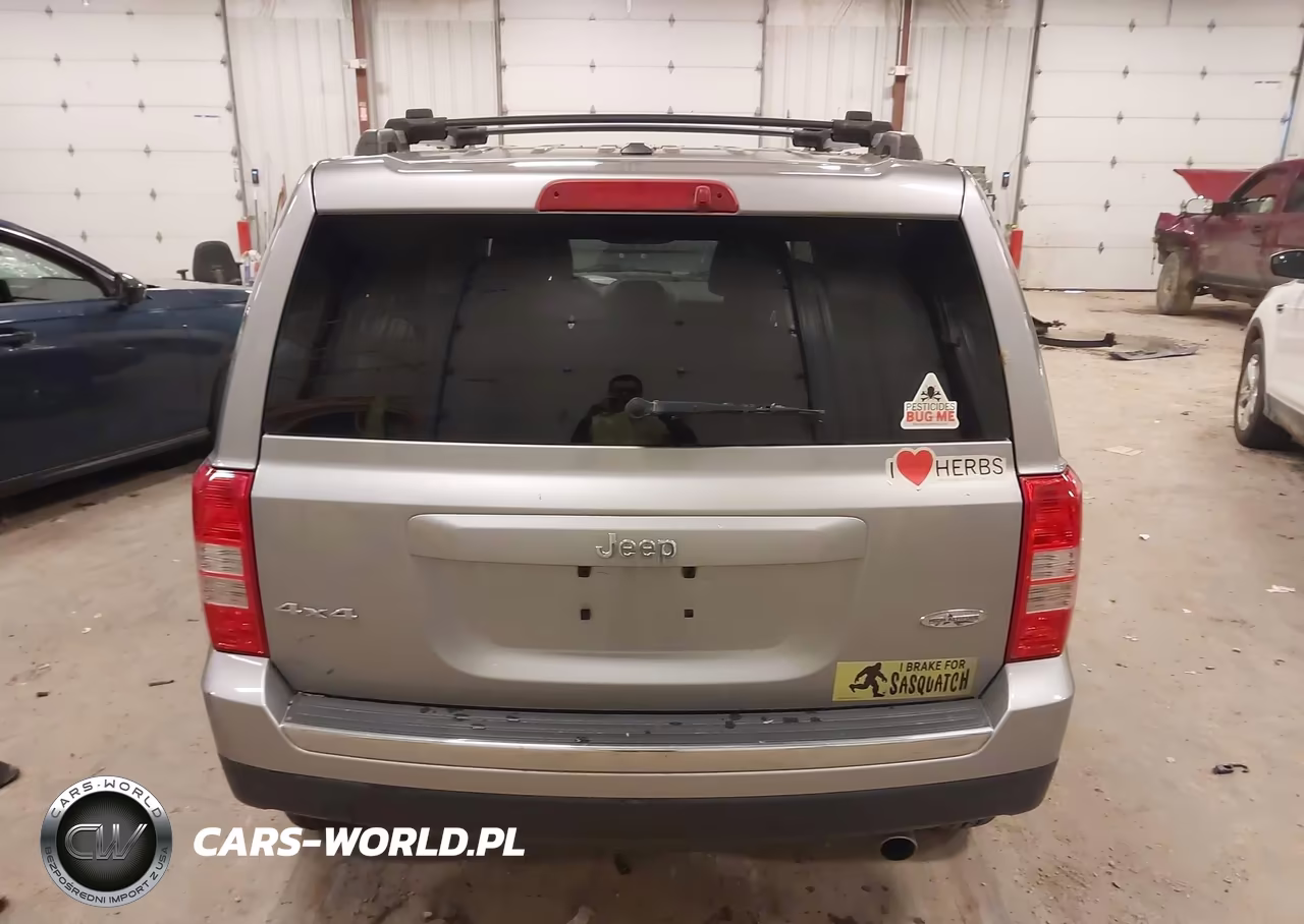 2016 Jeep Patriot Sport-North VIN:1C4NJRAB8GD630620 - 16