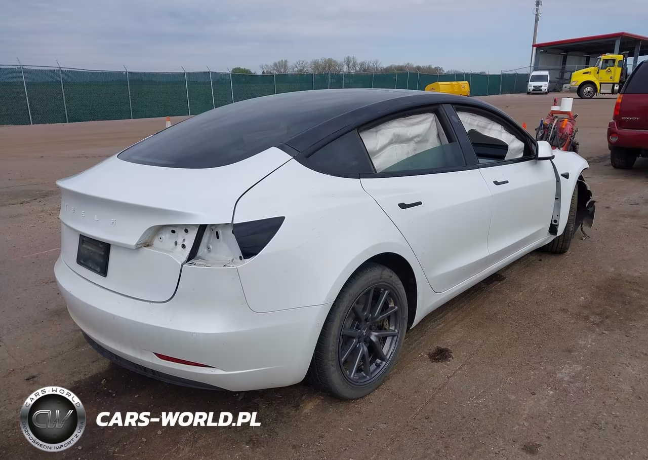 2021 Tesla Model 3 Long Range Dual Motor All-Wheel Drive VIN:5YJ3E1EB1MF961017 - 4