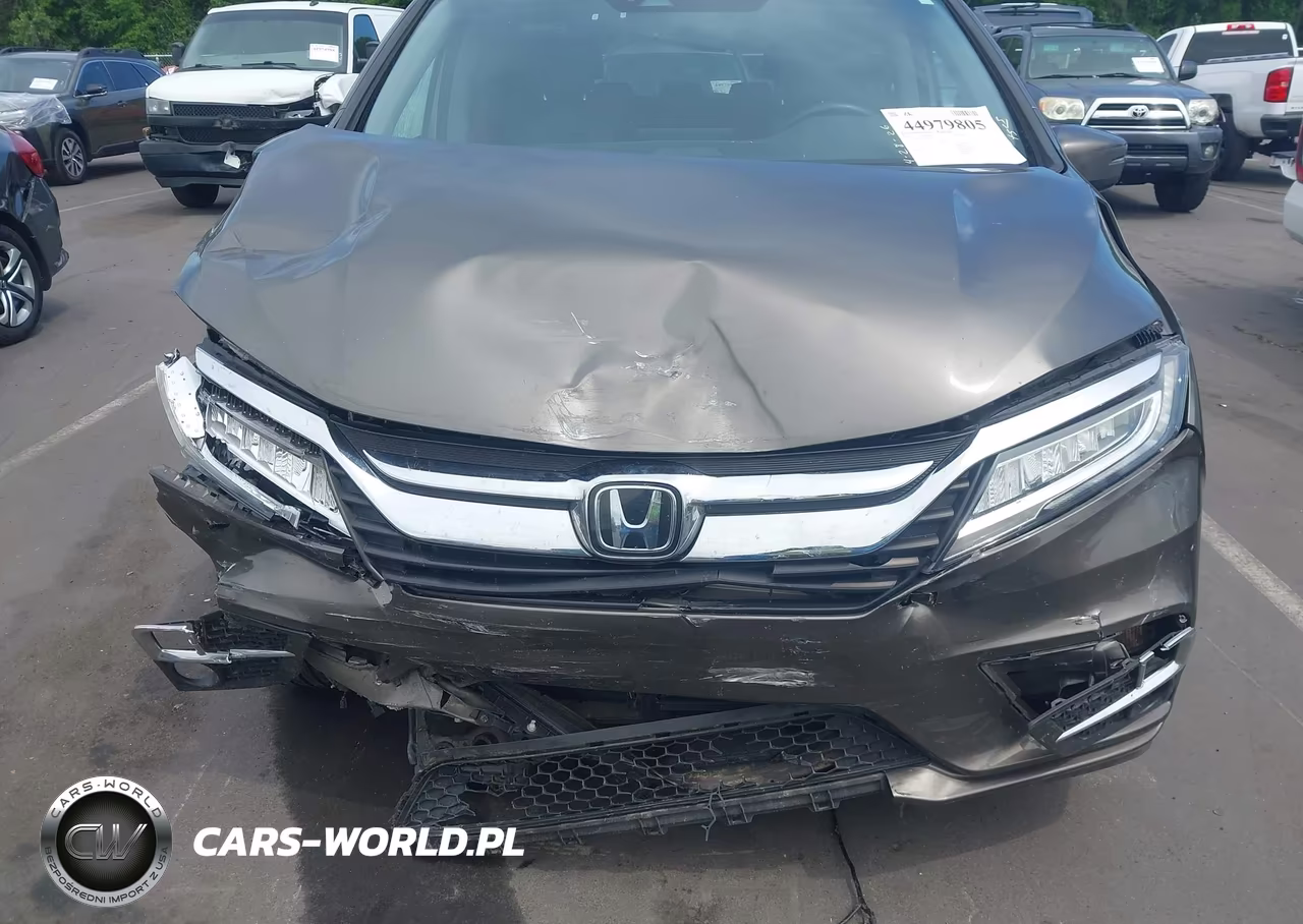 2018 Honda Odyssey Elite VIN:5FNRL6H93JB008407 - 6