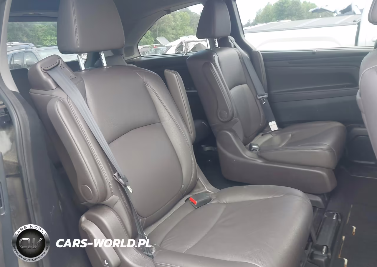 2018 Honda Odyssey Elite VIN:5FNRL6H93JB008407 - 8