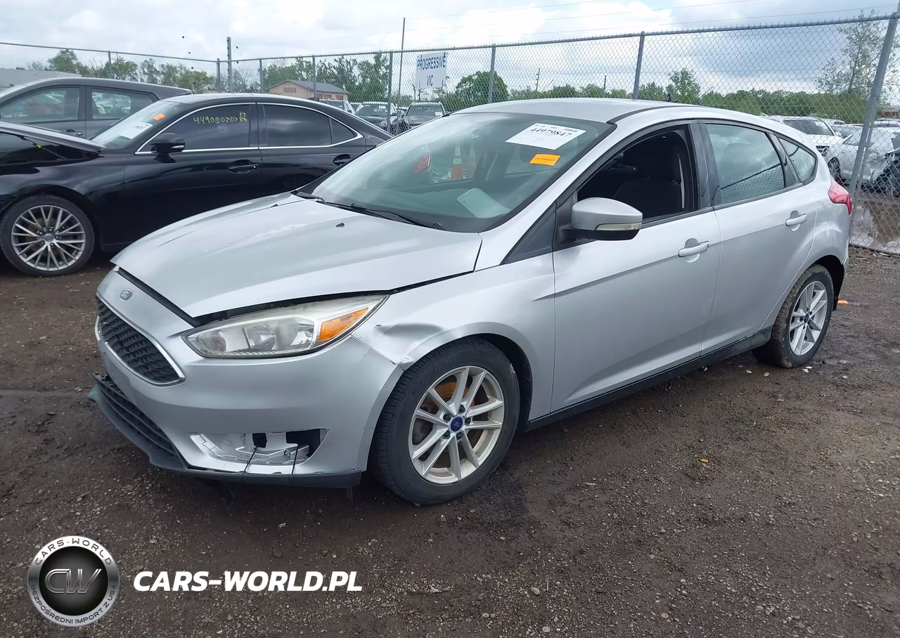 2017 Ford Focus Se VIN:1FADP3K24HL268434 - 2