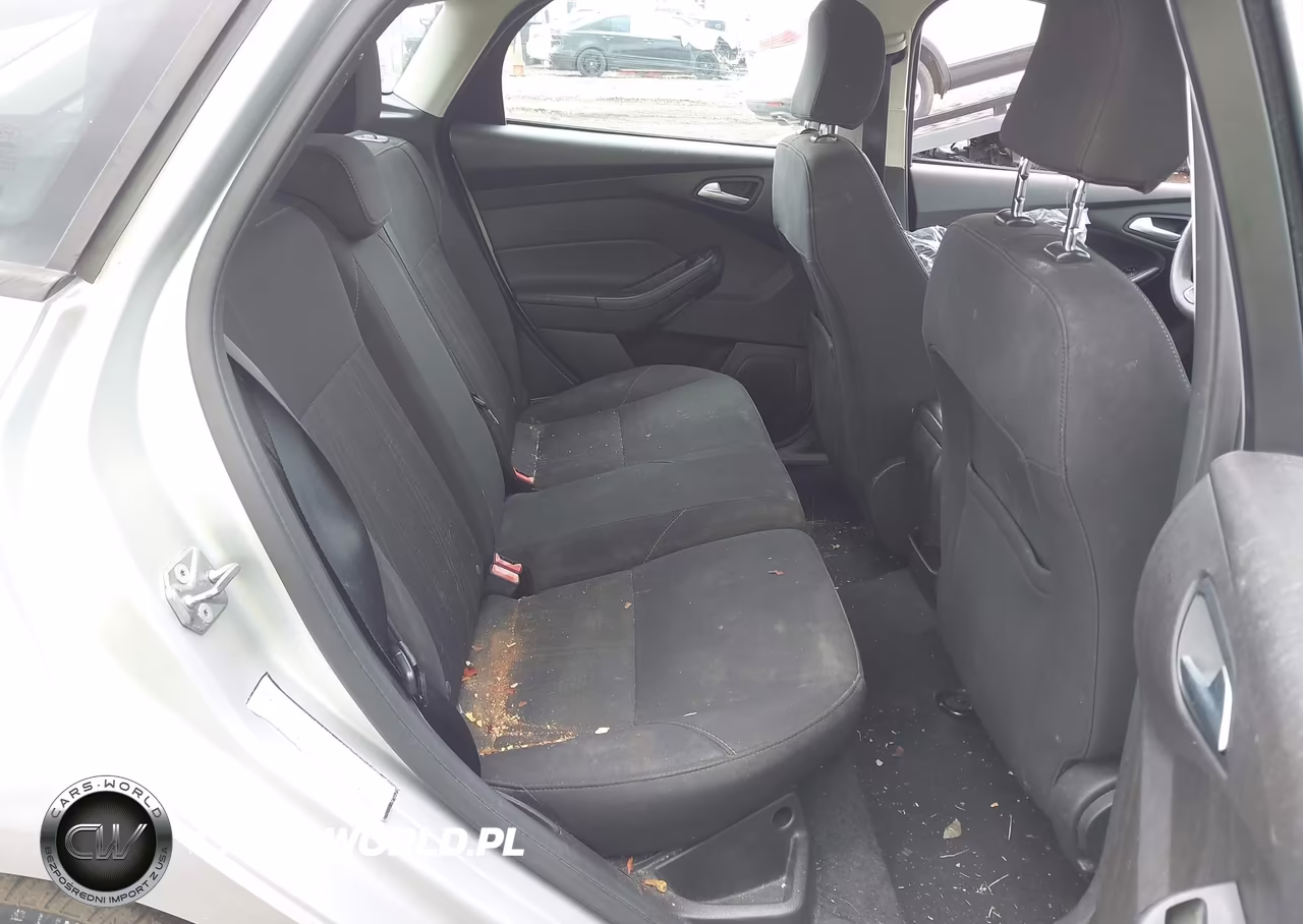 2017 Ford Focus Se VIN:1FADP3K24HL268434 - 8