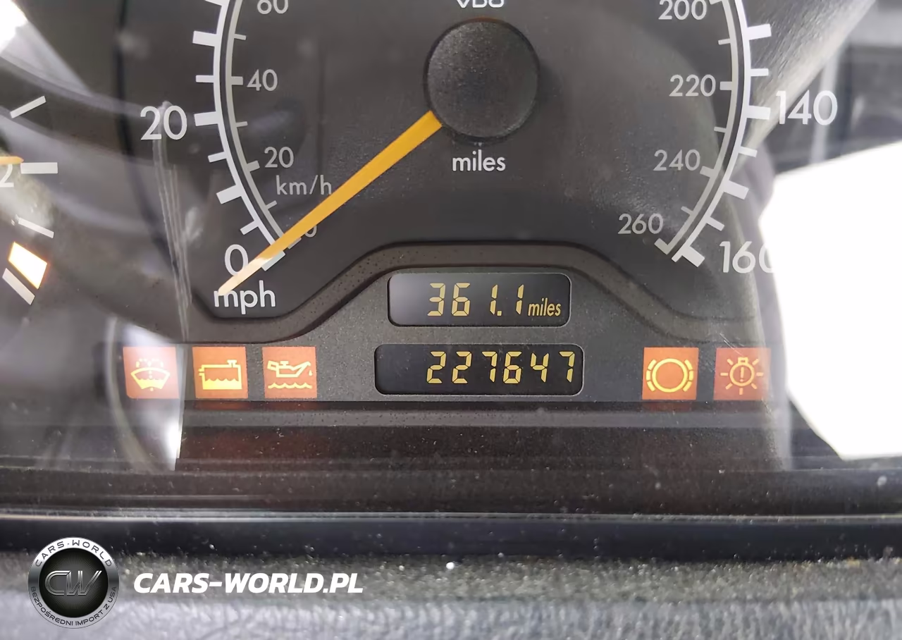 2000 Mercedes-Benz C 230 Kompressor VIN:WDBHA24G5YA848236 - 15