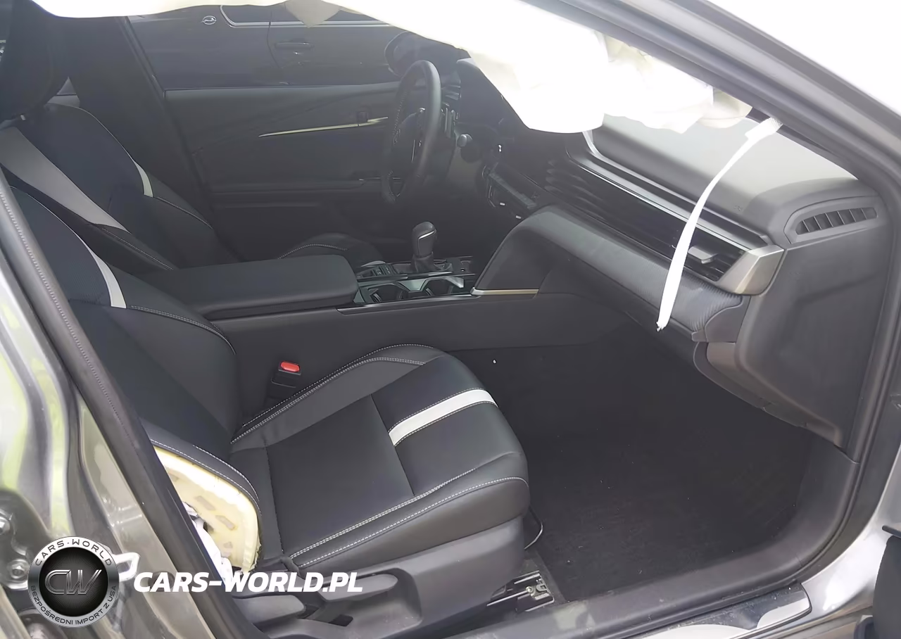 2026 Toyota Camry Se VIN:4T1DAACK6TU685003 - 5