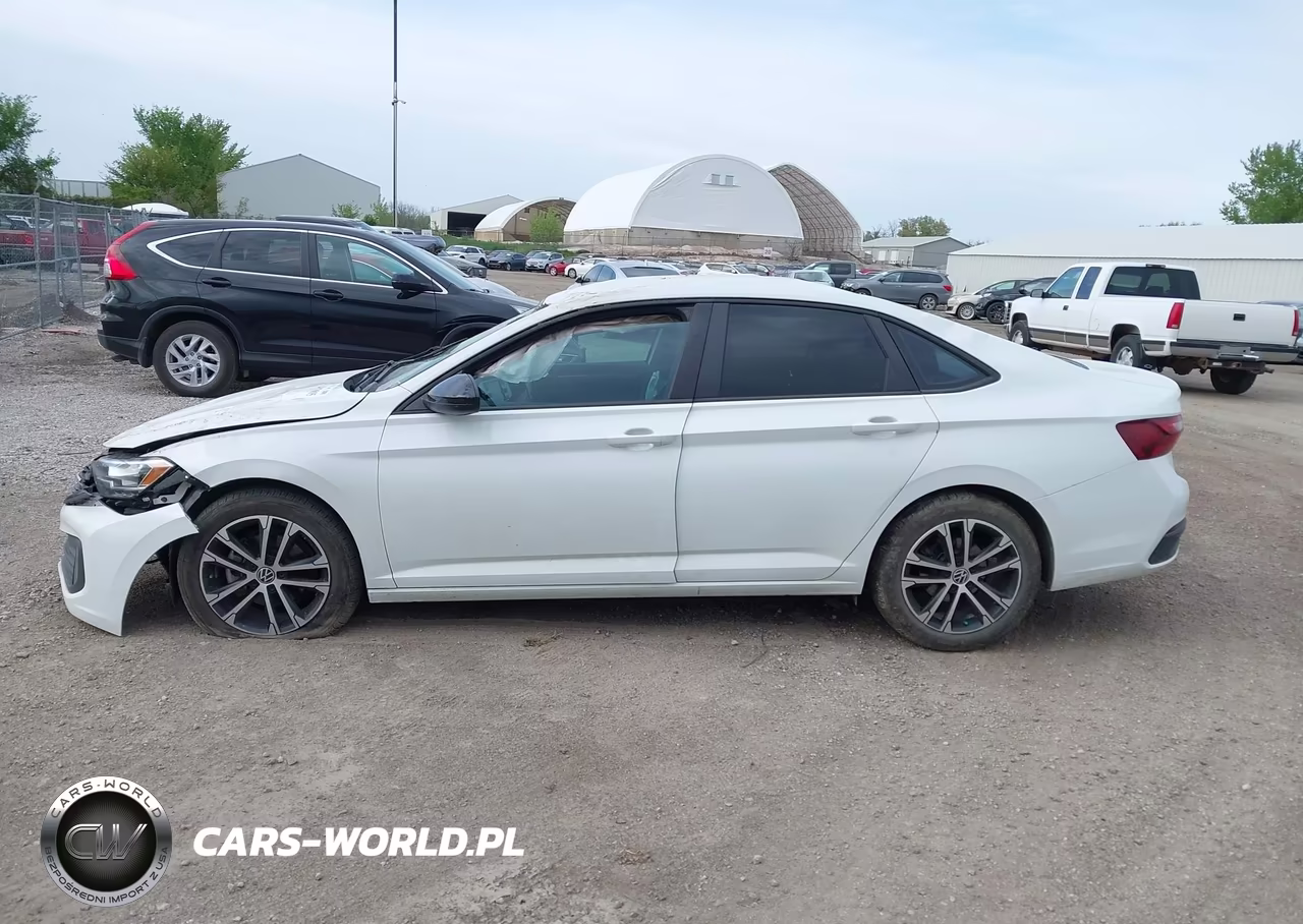 2022 Volkswagen Jetta 1.5T Sport VIN:3VWBM7BU3NM011954 - 14