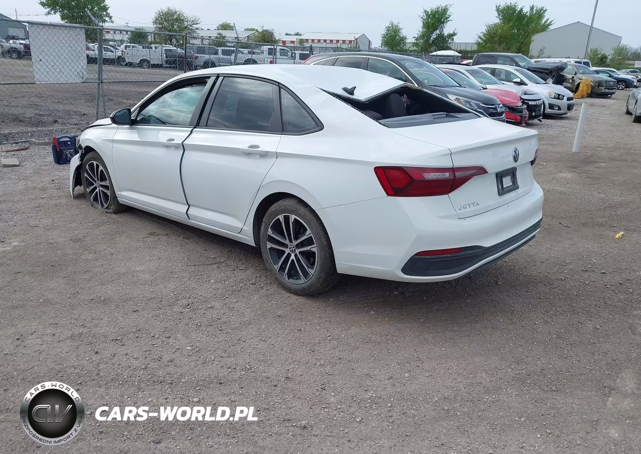 2022 Volkswagen Jetta 1.5T Sport VIN:3VWBM7BU3NM011954 - 3