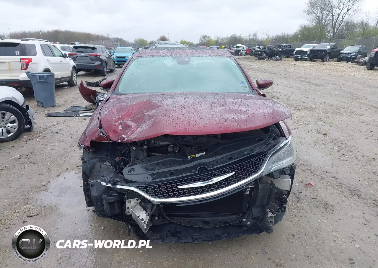 2015 Chrysler 200 C VIN:1C3CCCEG1FN589314 - 13