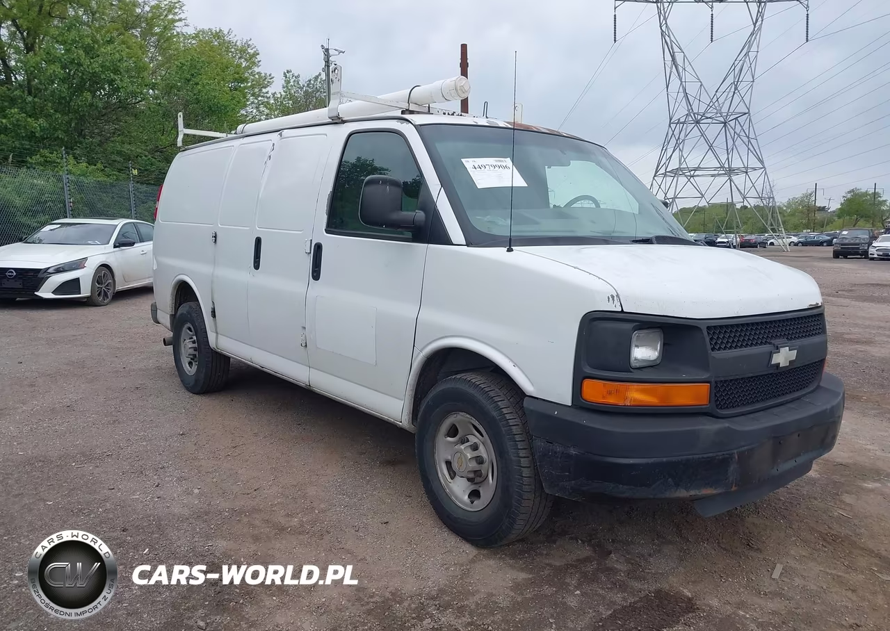 2009 Chevrolet Express 2500 Work Van