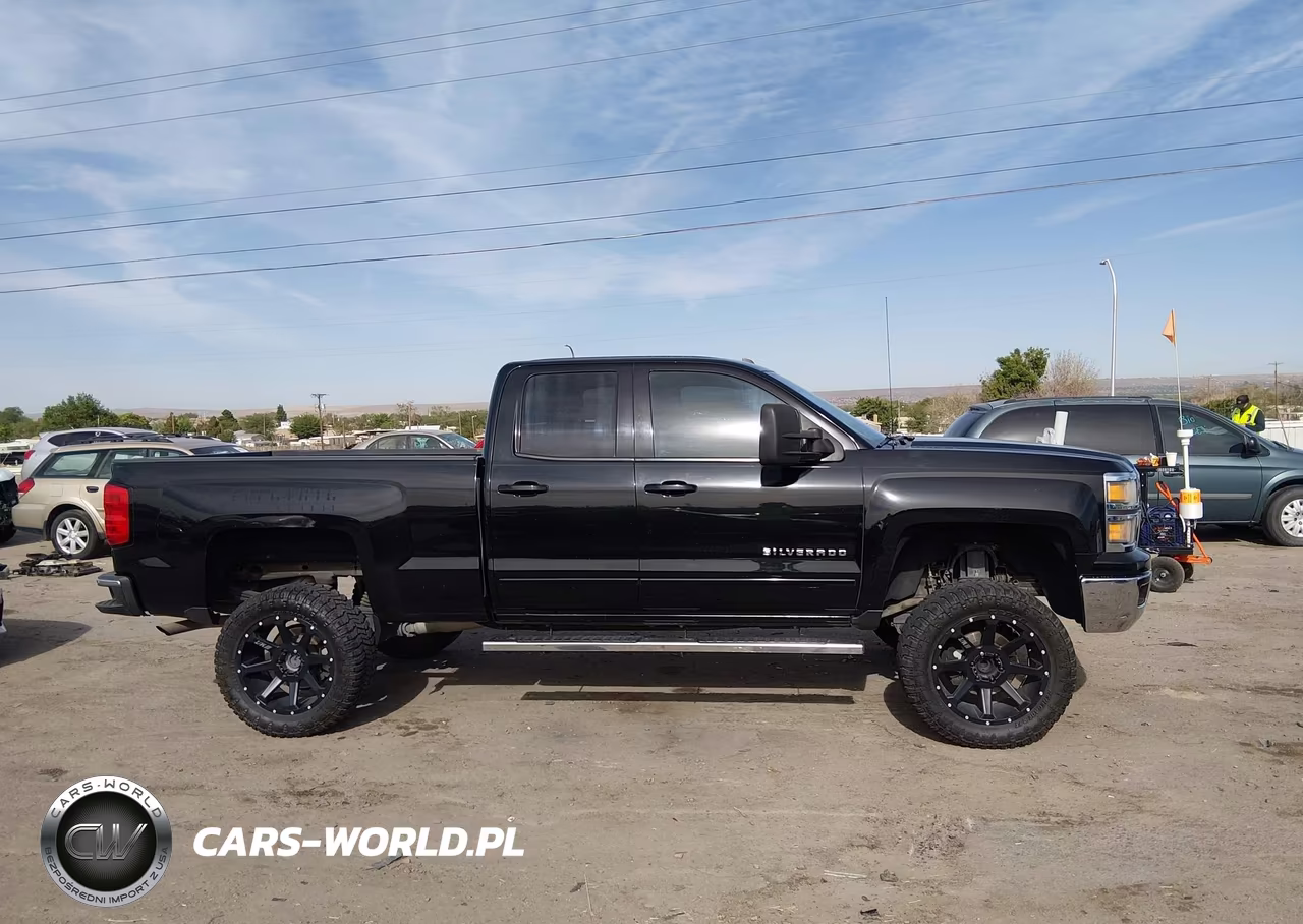 2015 Chevrolet Silverado 1500 1Lt VIN:1GCRCREC1FZ386230 - 13