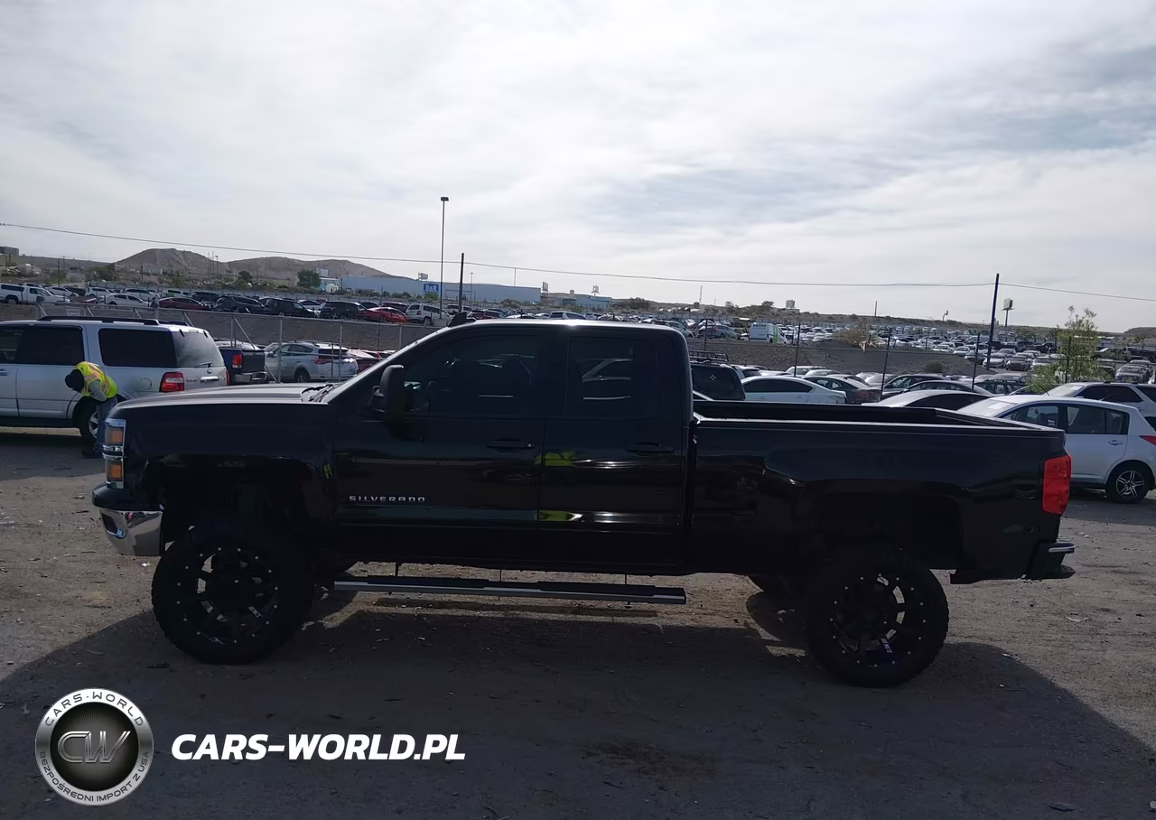 2015 Chevrolet Silverado 1500 1Lt VIN:1GCRCREC1FZ386230 - 14