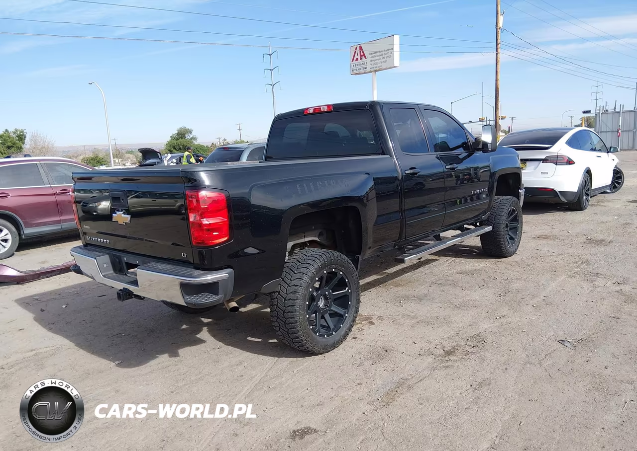 2015 Chevrolet Silverado 1500 1Lt VIN:1GCRCREC1FZ386230 - 4
