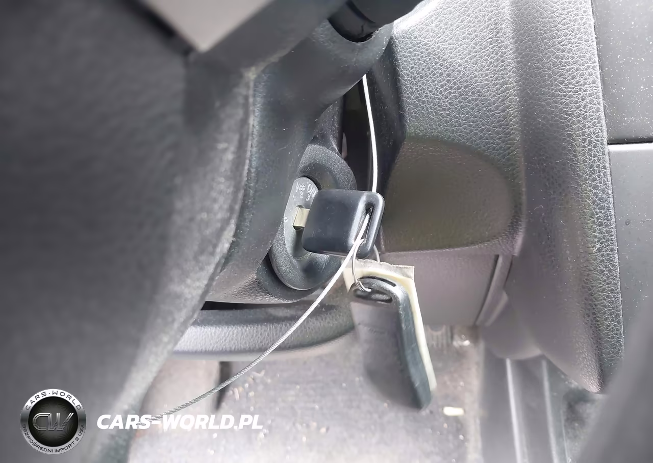2011 Nissan Versa 1.8S VIN:3N1BC1CP7BL404405 - 11