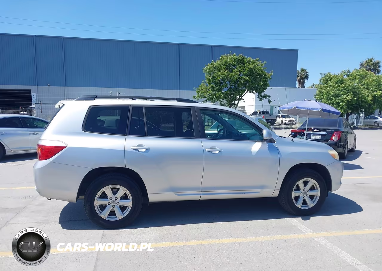 2010 Toyota Highlander Base V6 VIN:JTEBK3EH8A2155156 - 13