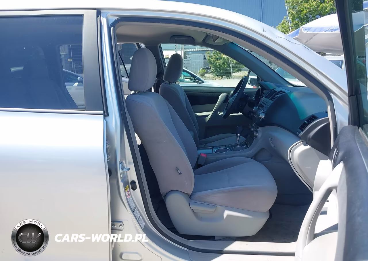2010 Toyota Highlander Base V6 VIN:JTEBK3EH8A2155156 - 5