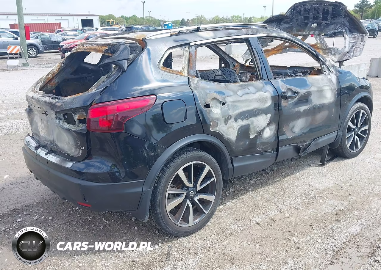 2017 Nissan Rogue Sport Sl VIN:JN1BJ1CR0HW106434 - 4