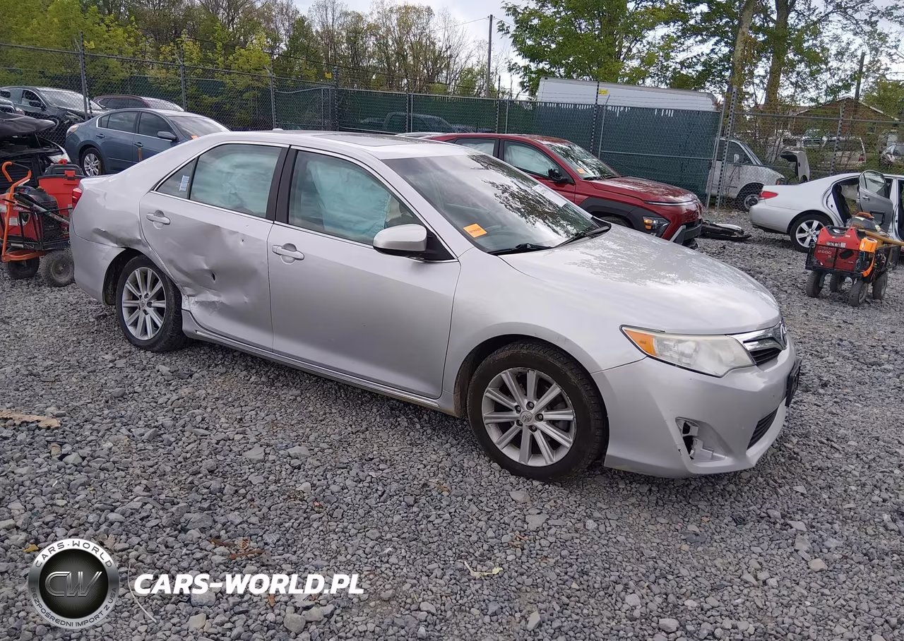 2012 Toyota Camry Xle – zdjęcie 1 z 16