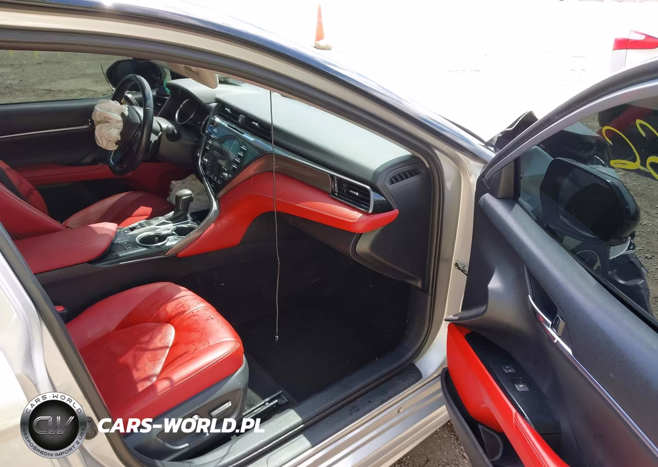 2020 Toyota Camry Xse VIN:4T1K61AK7LU302360 - 5