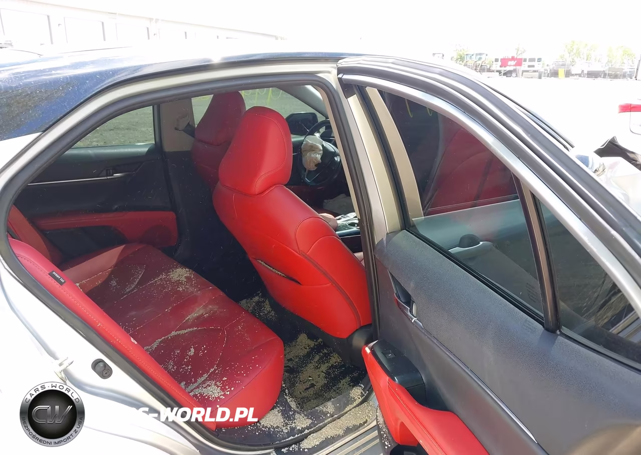 2020 Toyota Camry Xse VIN:4T1K61AK7LU302360 - 8