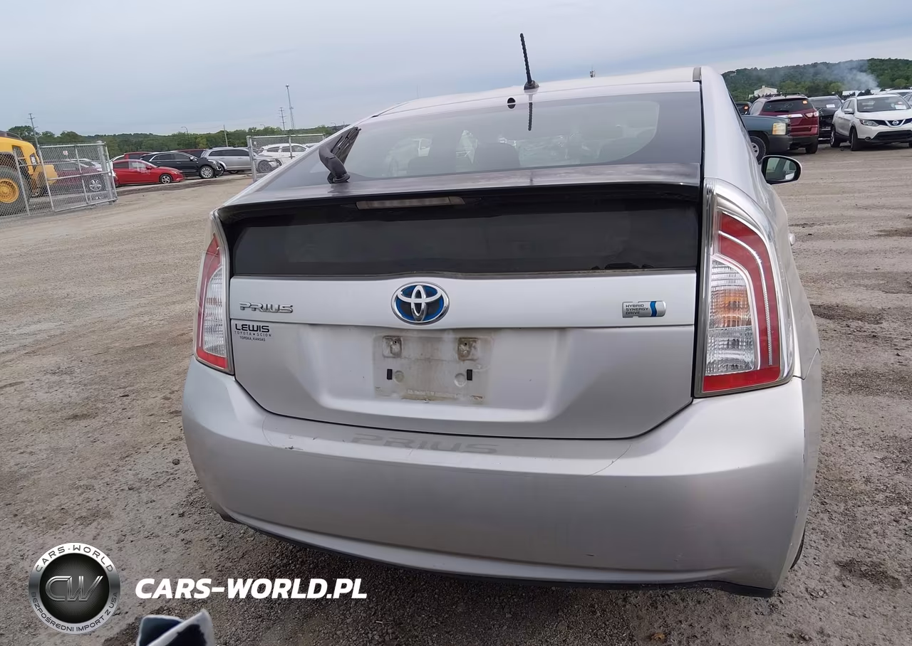 2012 Toyota Prius Two VIN:JTDKN3DU1C5500376 - 16