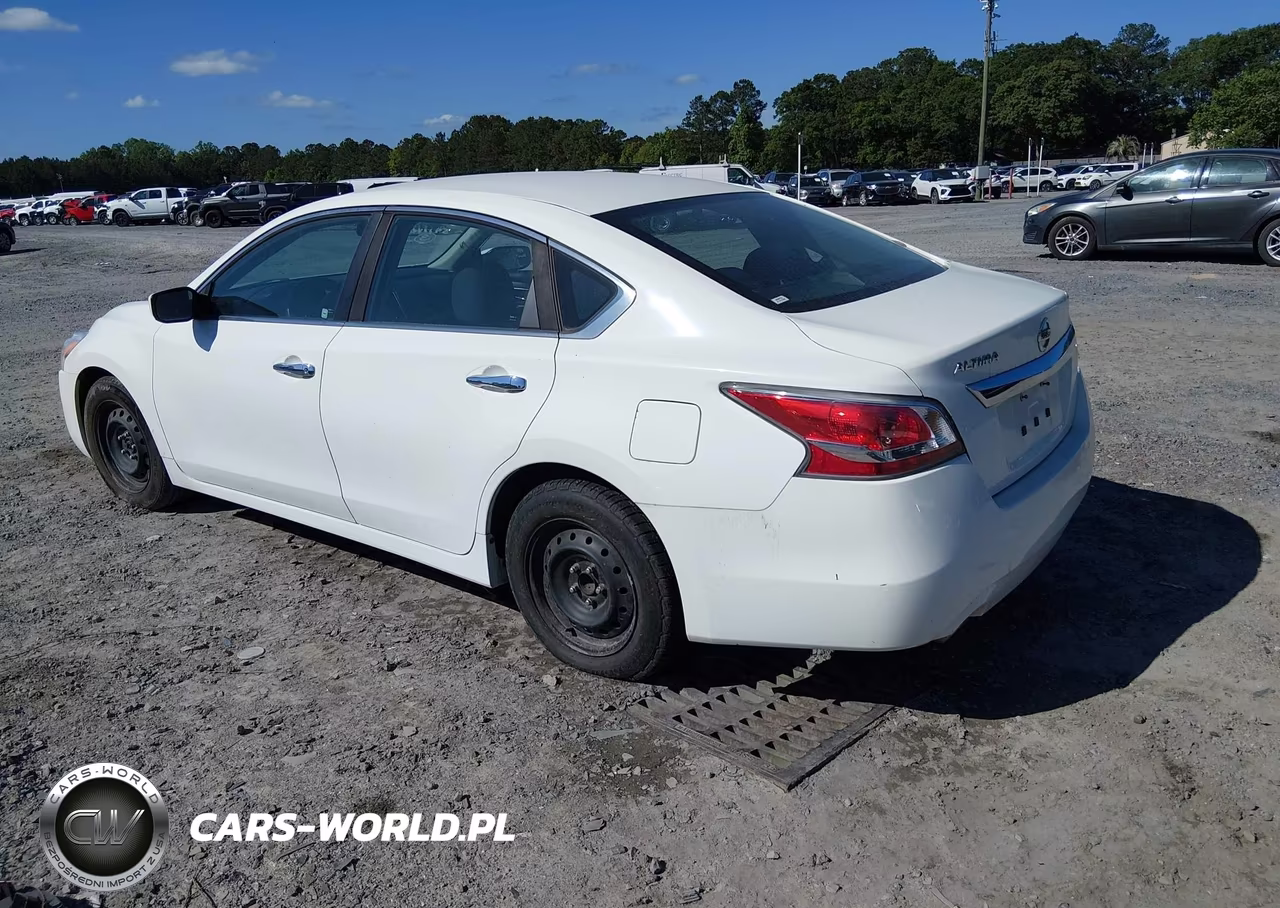 2015 Nissan Altima 2.5 VIN:1N4AL3AP2FC591146 - 3